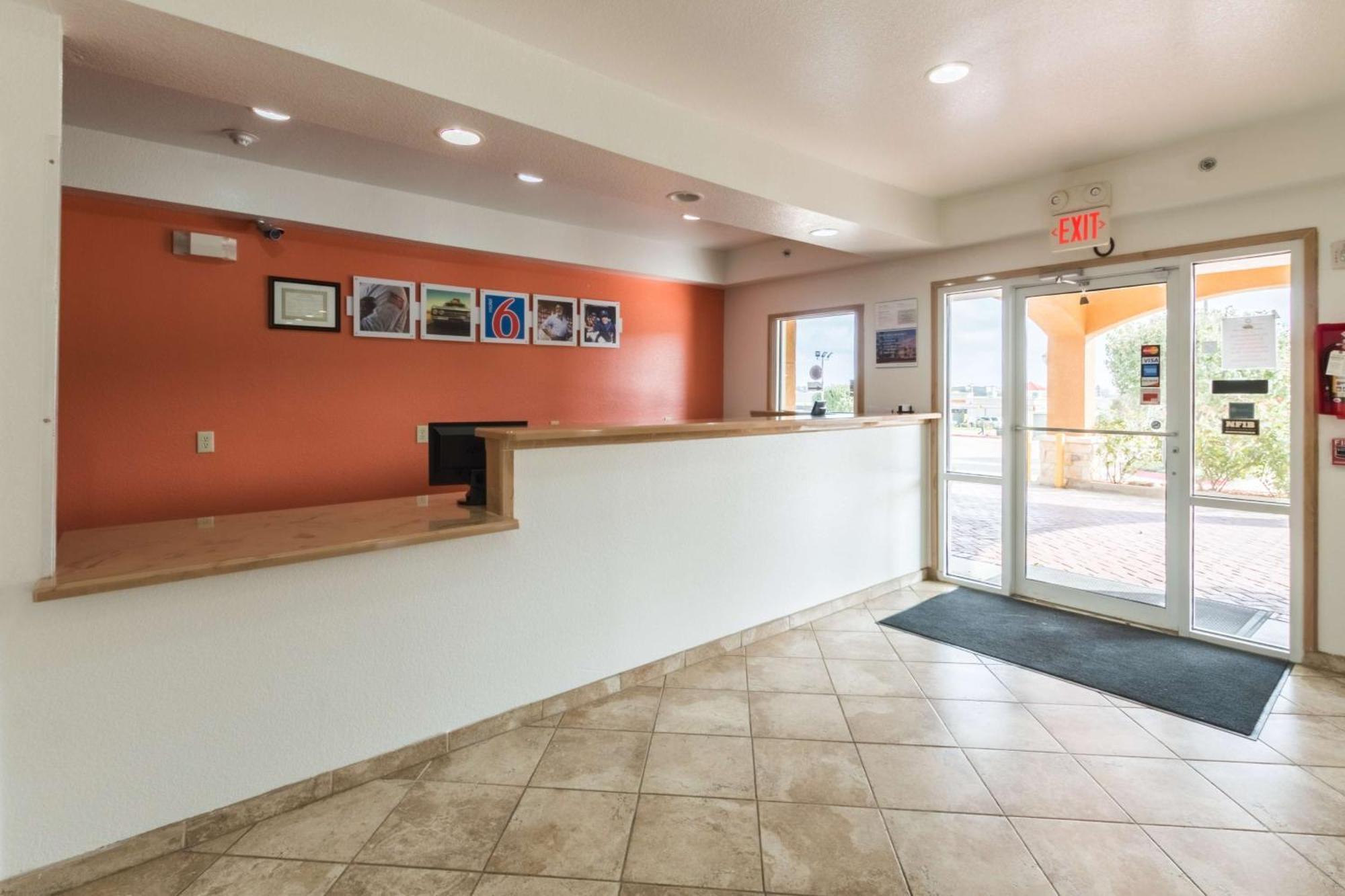 Motel 6 Alvarado Tx Exterior photo